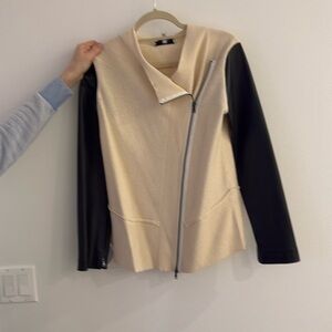 Robert Rodriguez small ivory side zip jacket with faux leather sleeves